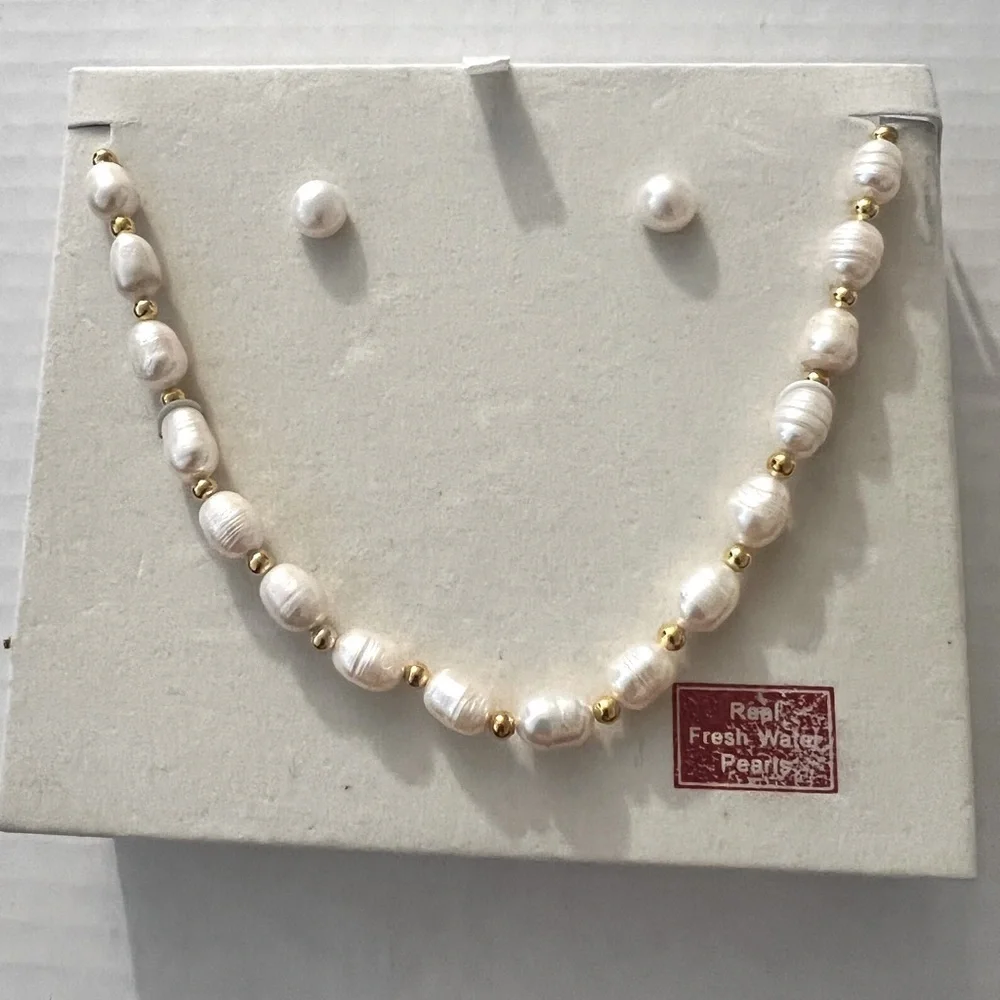 Fresh Water Pearl Necklace and Earring Set - White and Gold - Picture 1 of 3